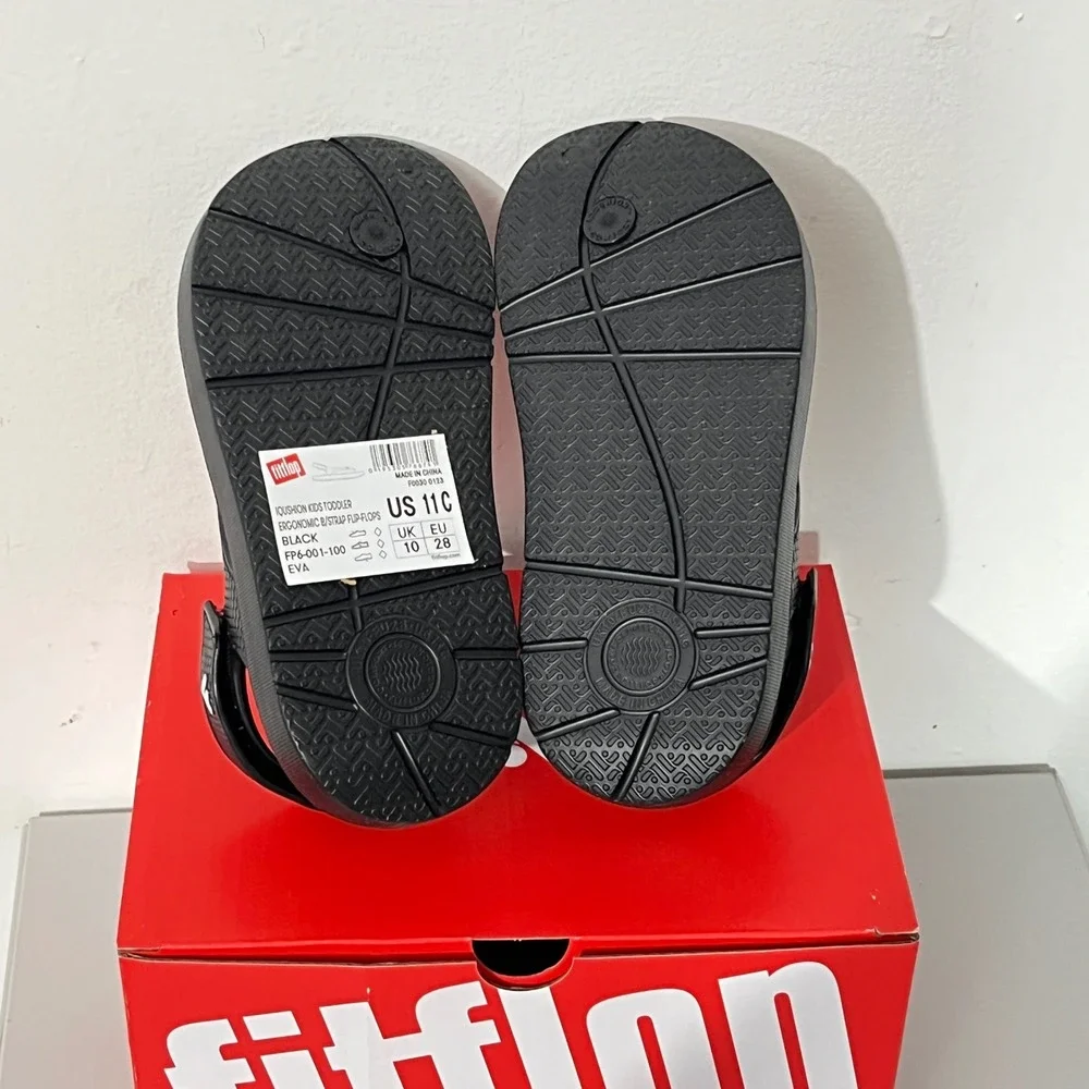 FitFlop iQushion Kids Toddler Flip Flops 9C‎ Black Ergonomic B-Strap Sandals